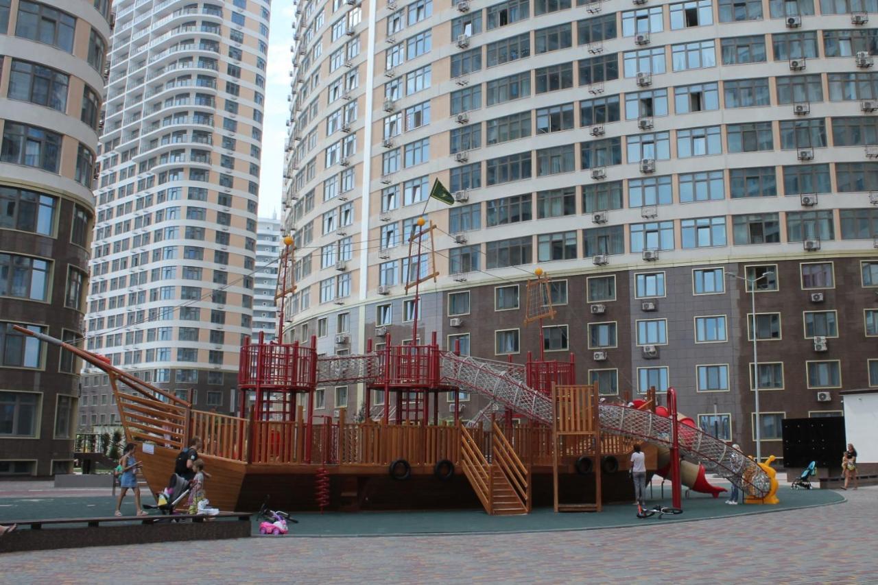 Sea View Sky 15 Apartments โอเดสซา ภายนอก รูปภาพ